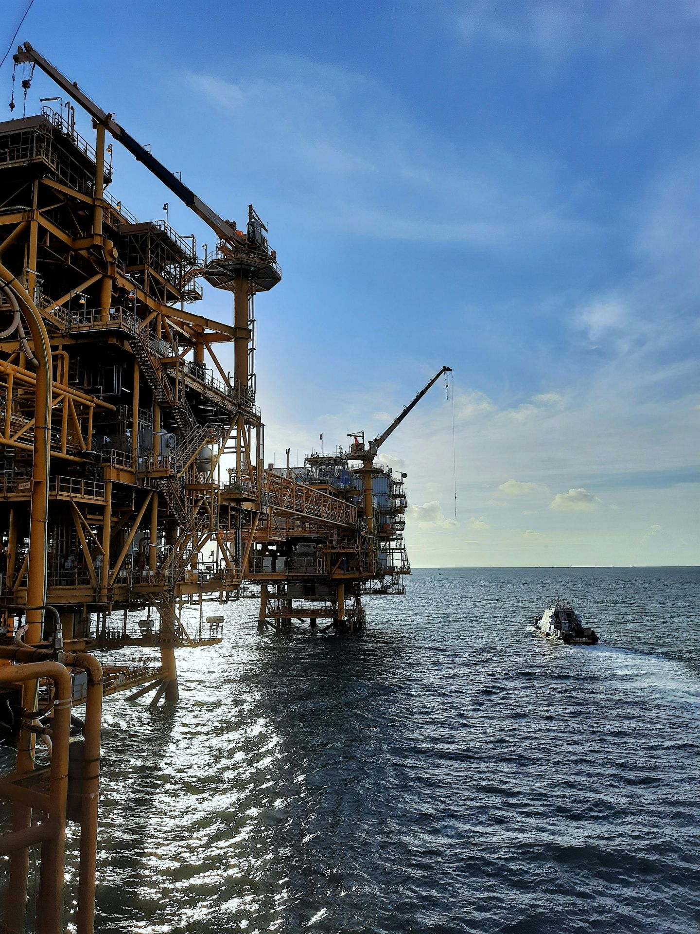 Offshore oil operations company